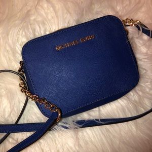 💙👜MICHAEL KORS ROYAL BLUE MINI CROSSBODY👜💙